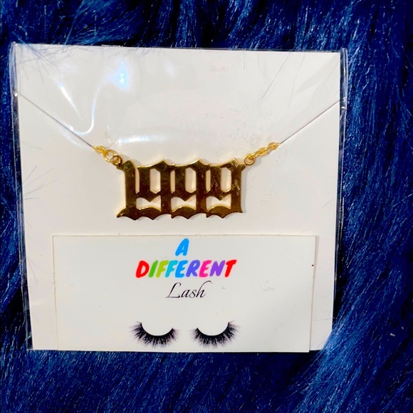 1999 Necklace - Picture 1 of 2